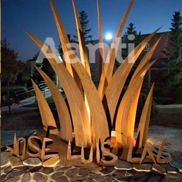 Escultura Homenaje a Jose Luis Lag Caravaca de la Cruz